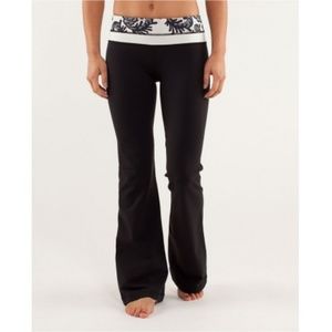 Lululemon Groove Pants